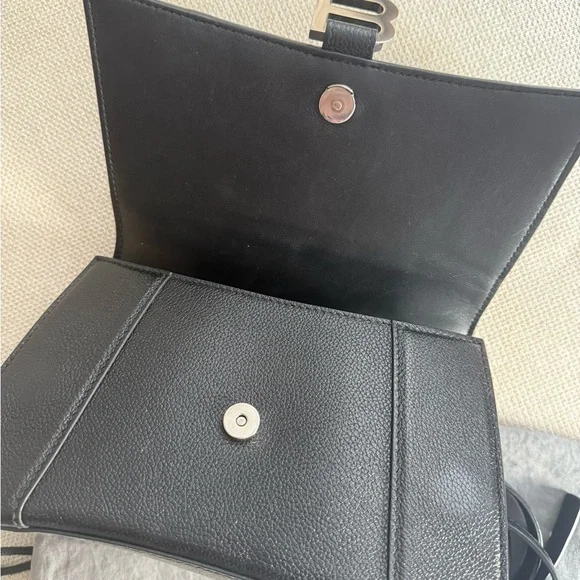 Balenciaga Small Hourglass Bag with Black Grained Calfskin Silver Hardware - Picture 8 of 12